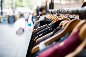 Venta de ropa y accesorios modernos Vender artículos de moda