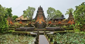 Cambiar dinero para hacer turismo en Bali 