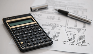 contabilidad de facturas a Mano