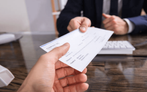 depositar un cheque banco
