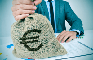 Dinero clientes del banco