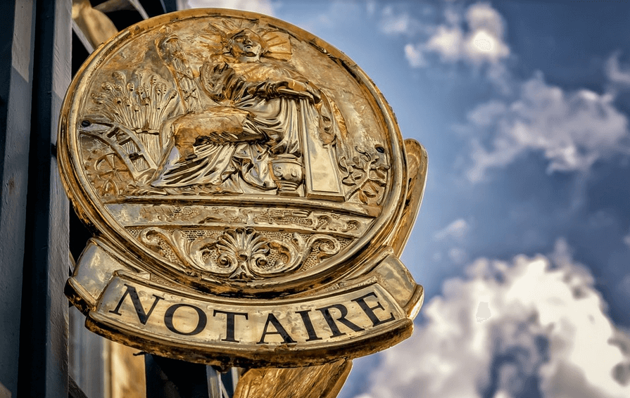 Cómo trabajar en una notaría