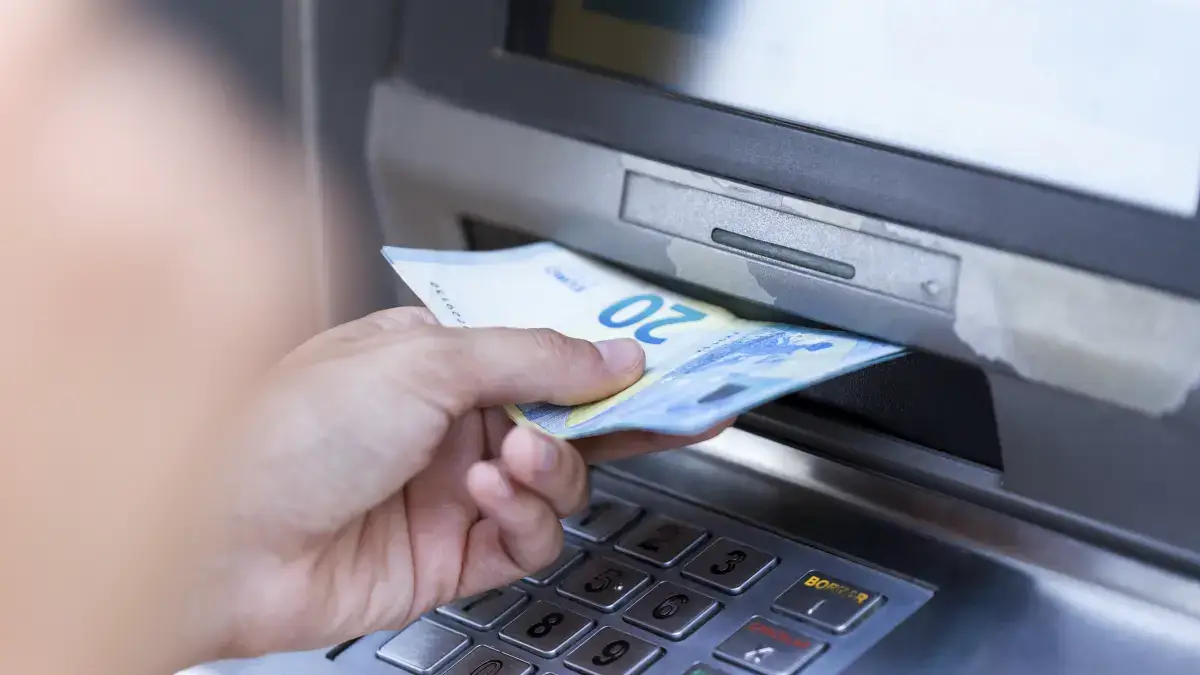 ¿Qué puedo hacer con un billete roto?